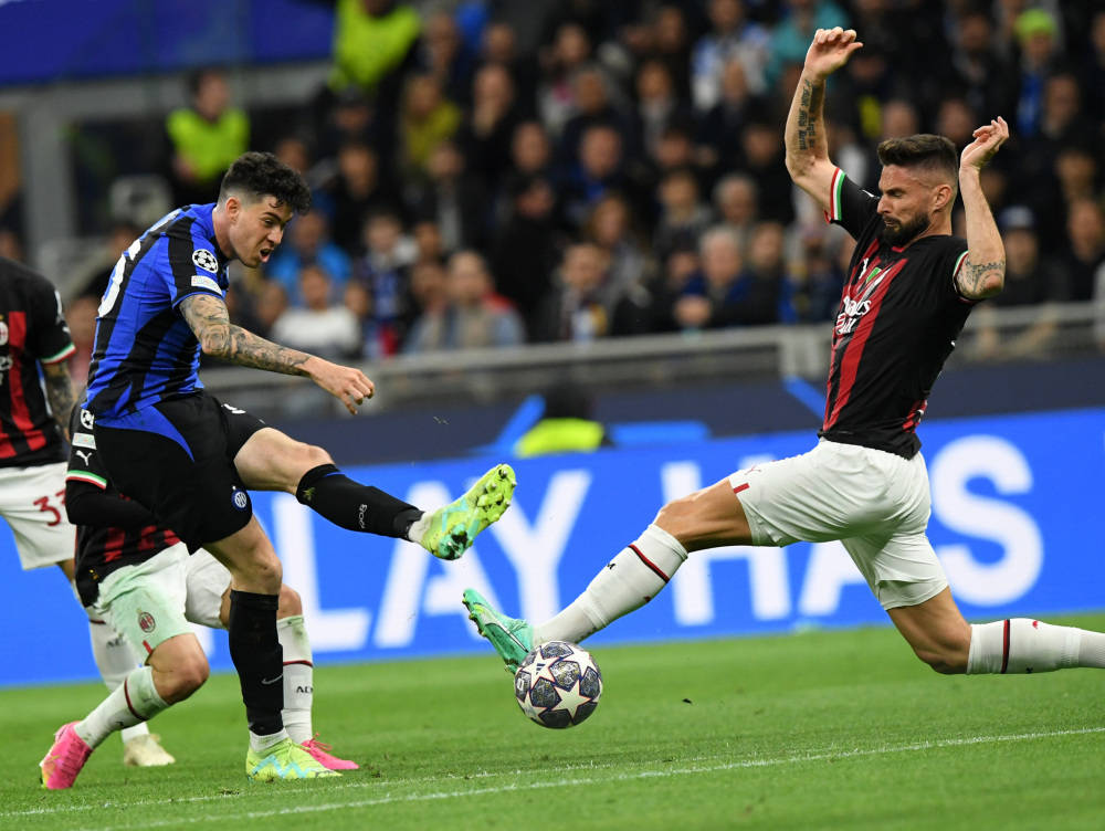 关于今夜体能课后；国际米兰门线救险备战全明星赛；赛场秩序良好；身体对抗强度拉满的信息-超凡官网